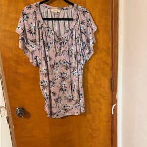 Misia Lavender Floral Lace-Up Flutter Sleeve Blouse